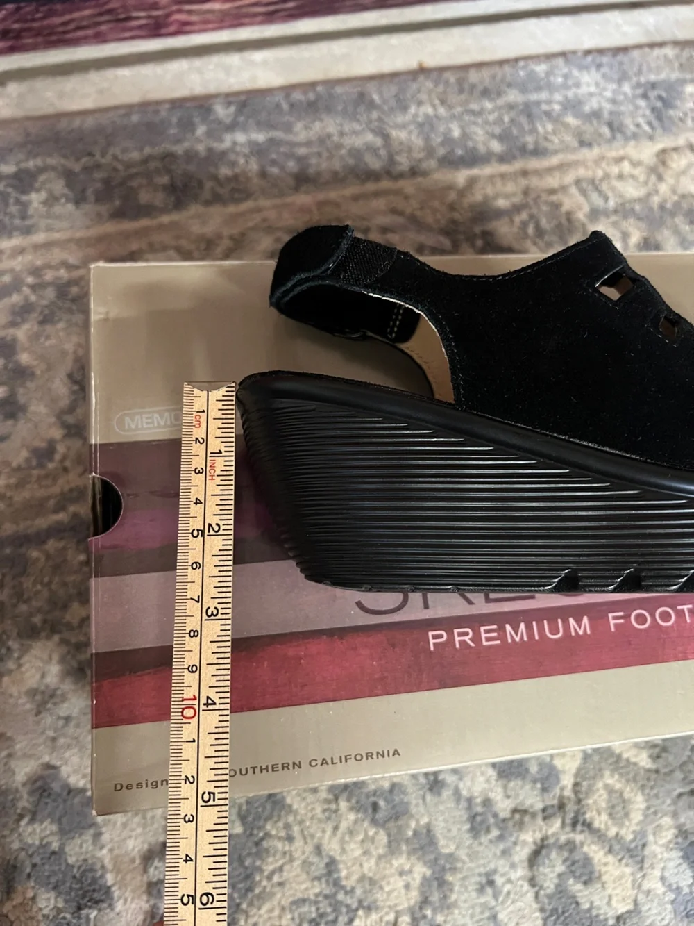 Skechers Parallel Trapezoid Memory Foam Black Wedge Sandals Size 8
